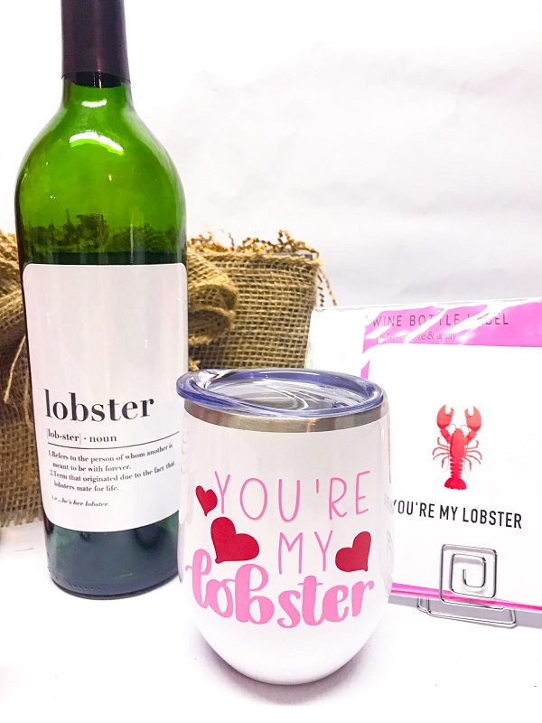Lobster definition wine bottle label