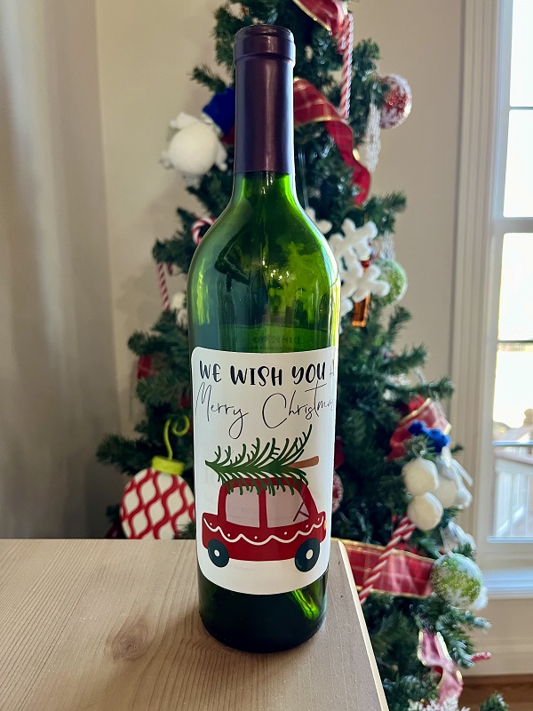 Christmas Wine Bottle Label-3.75 x 4.75 white label with holiday message